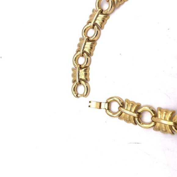 Chunky Link Brushed Textured Finish Choker Necklace Gold Tone 17 Inch - Picture 6 of 6